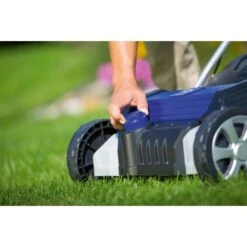 LUX Elektro-Vertikutierer Und -Rasenlüfter E-VL-1800/36 Mit 1.800 W 9 LUX Elektro-Vertikutierer Und -Rasenlüfter E-VL-1800/36 Mit 1.800 W -Werkzeugladen 2725836 2137 3