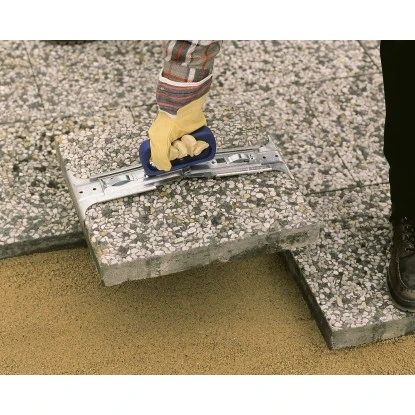 LUX Plattenheber 2 LUX Plattenheber – Bild 2