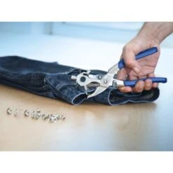 LUX Loch- Und Druckknopfzangen-Set Comfort 67-teilig 225 Mm 3 LUX Loch- Und Druckknopfzangen-Set Comfort 67-teilig 225 Mm -Werkzeugladen 874304100 A01 231211 RET01